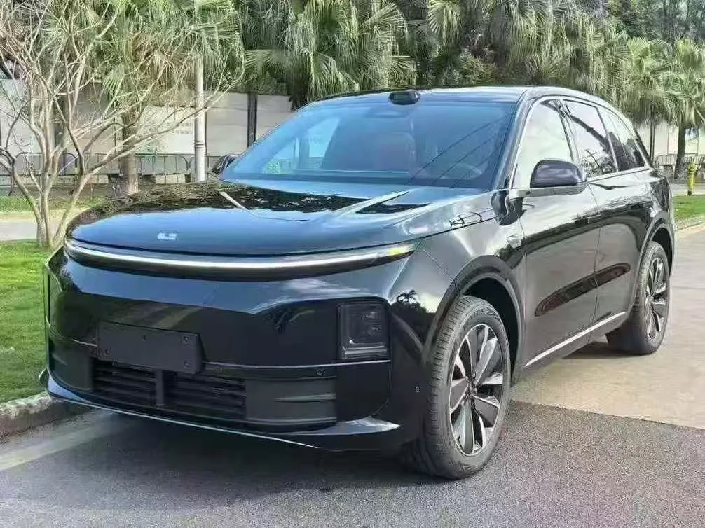 Li Auto 2025 L6 Max Intelligent Renewal Edition Automatic Transmission