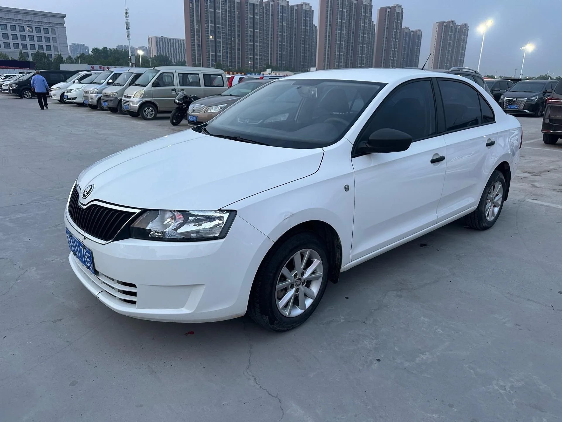 Skoda Rapid 2015 1.4 Smart Selection Manual Transmission