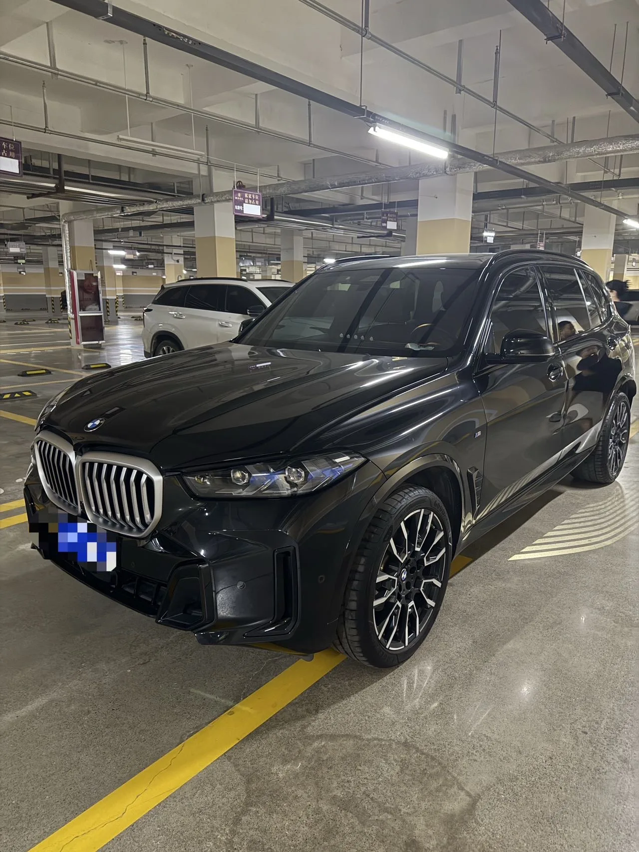 2025 BMW X5 xDrive40Li 48V 3.0T M Sport Shadow Edition Automatic