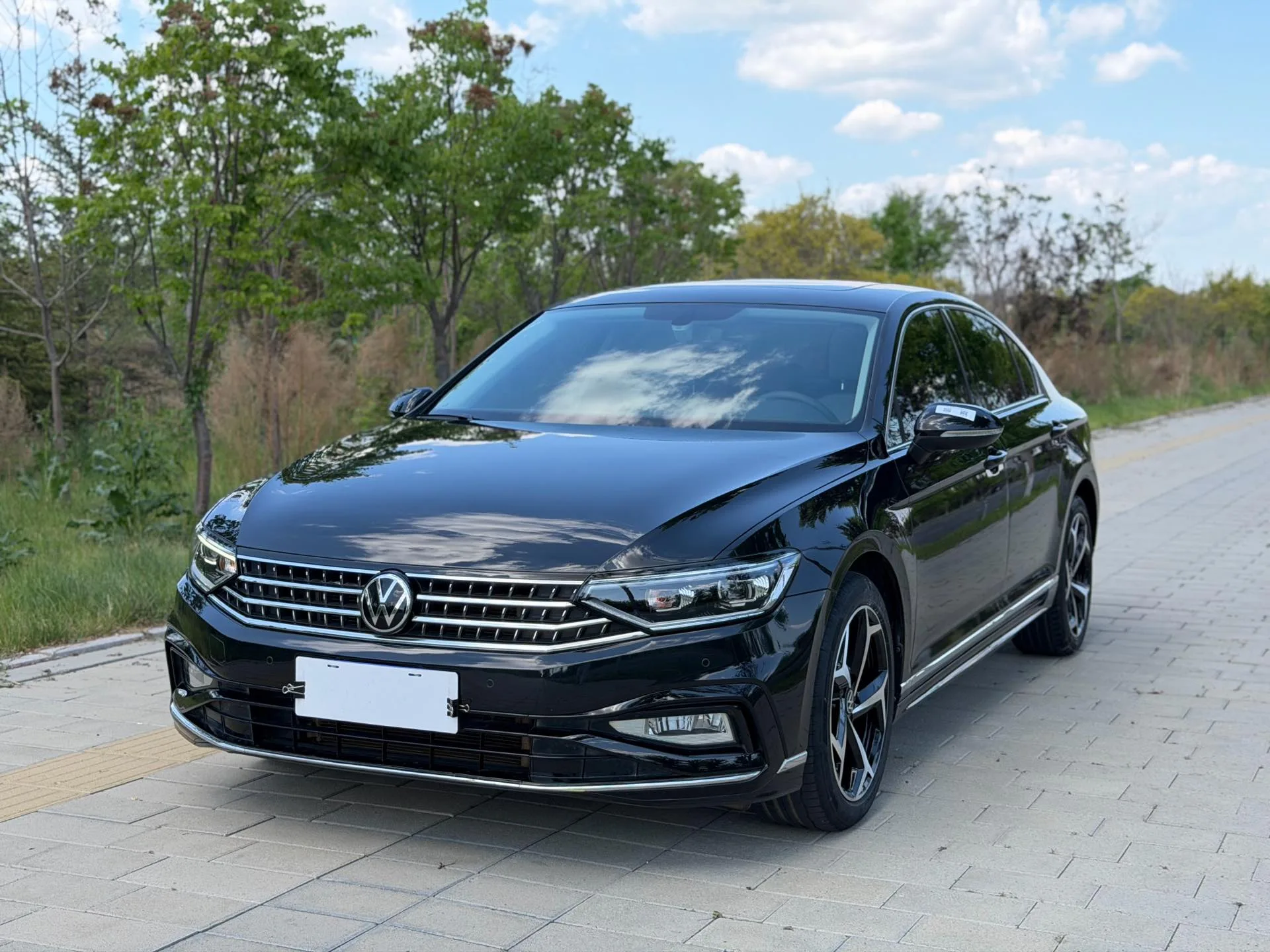 Volkswagen 2023 Magotan 1.4TSI 280TSI 2 Millionth Unit Commemorative Edition Leading Model Automatic Transmission