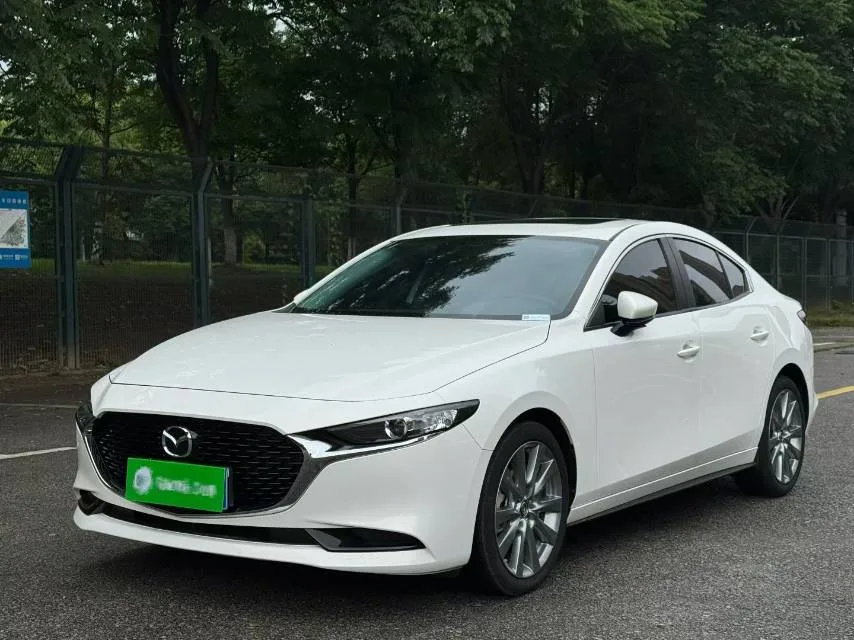 Mazda3 Axela 2023 2.0L Automatic Premium Edition