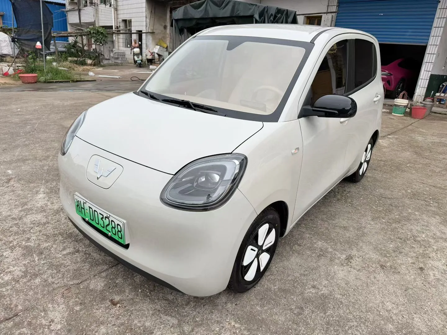 Wuling 2025 Hongguang MINI EV Four-Door Advanced Model Automatic
