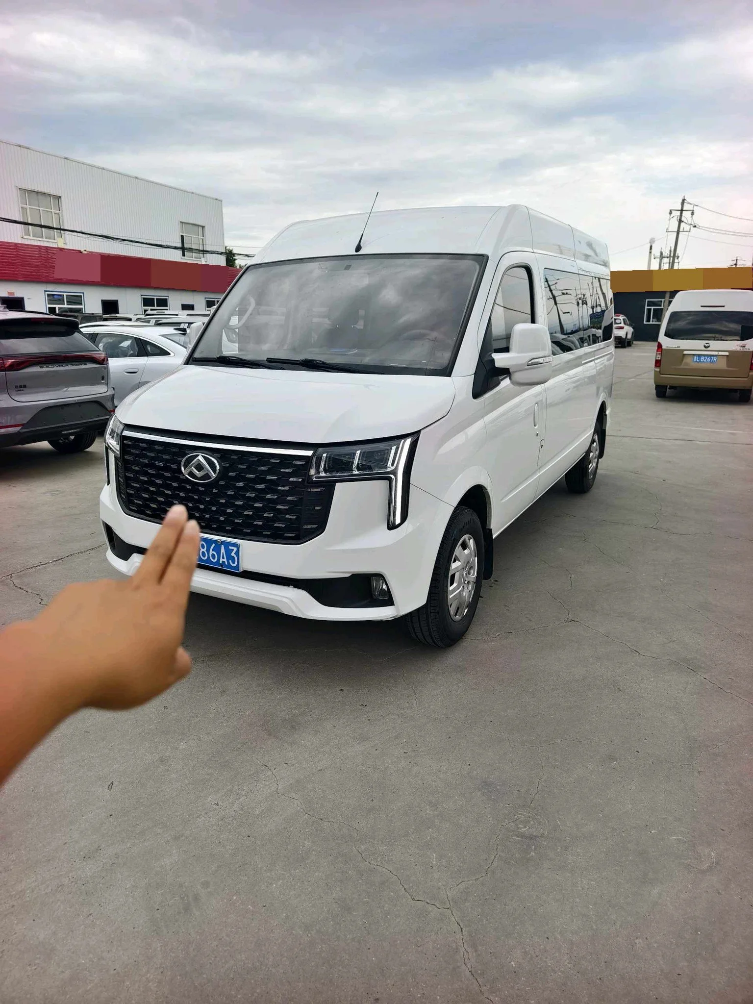 Changjiang V80 New Energy 2024 Model Year V80 2.0T Manual Transmission