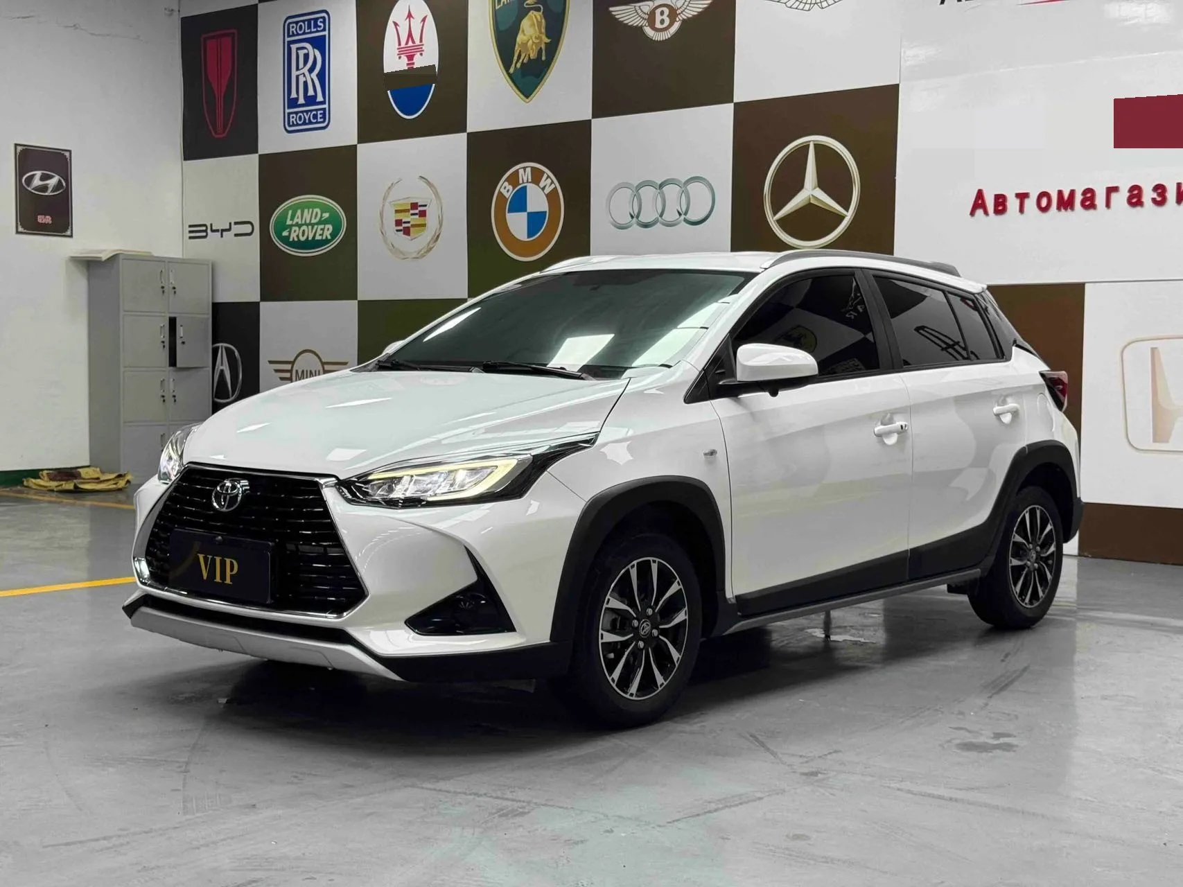 2022 Yaris L 1.5L CVT Luxury PLUS Edition