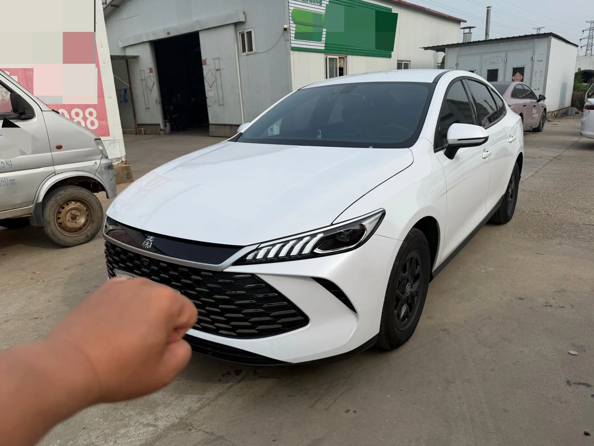 BYD 2025 Qin PLUS DM-i 1.5 CVT Intelligent Driving Edition 55KM Leading Model Automatic