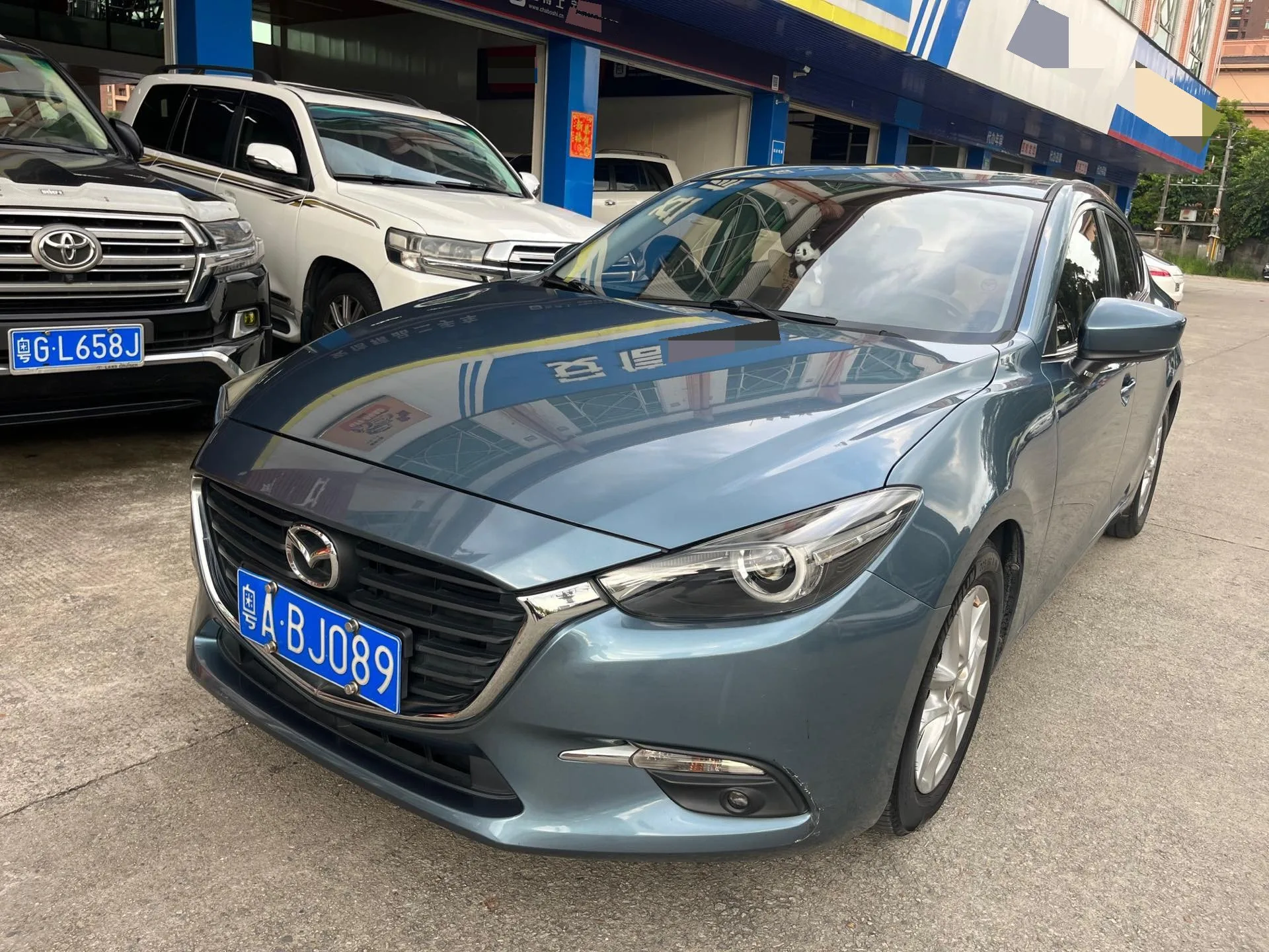 Mazda3 Axela 2017 Sedan 1.5L Automatic Luxury (China VI Emission Standard)