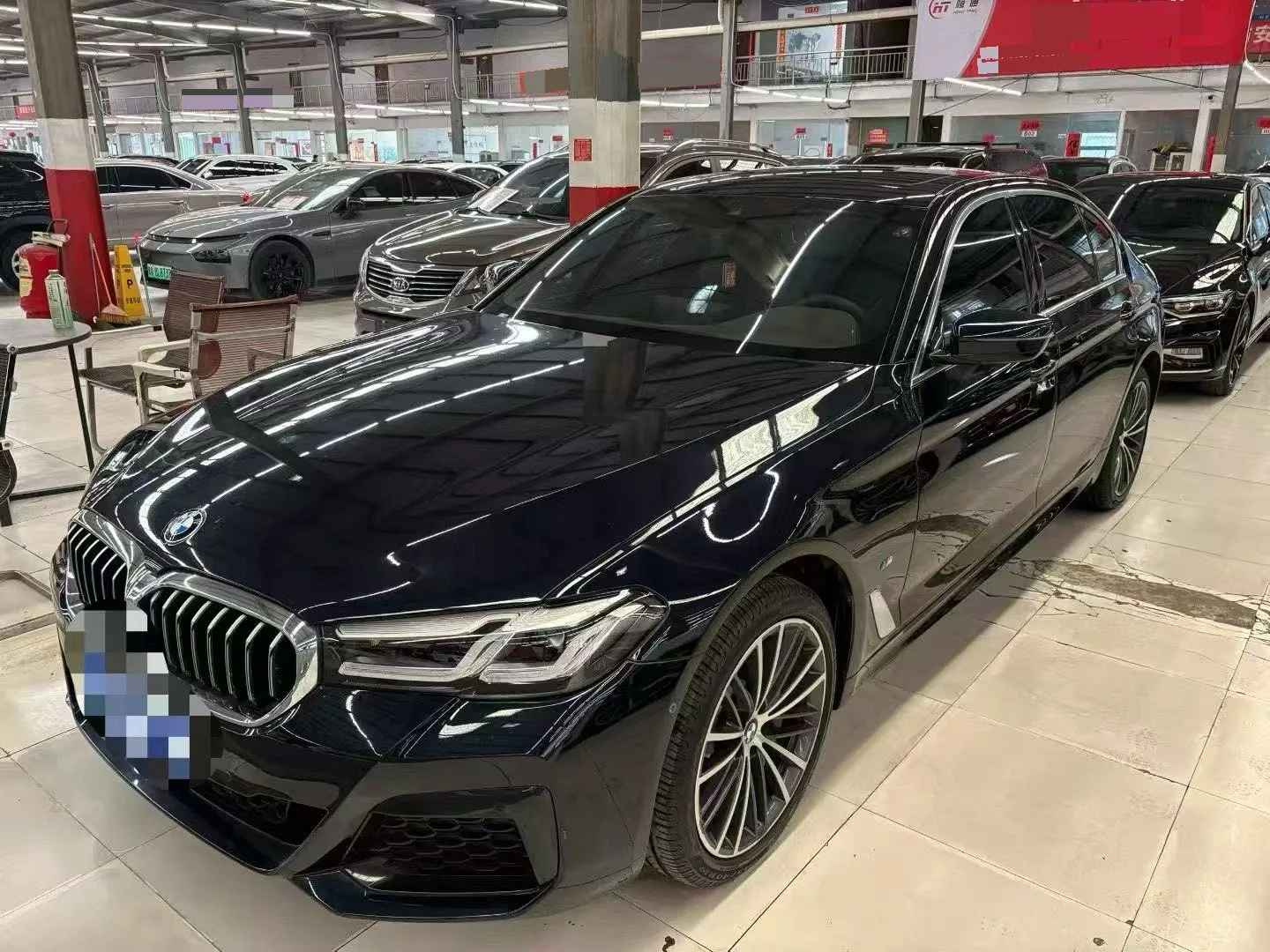 BMW 5 Series 2023 530Li 2.0T Leading M Sport Package Automatic