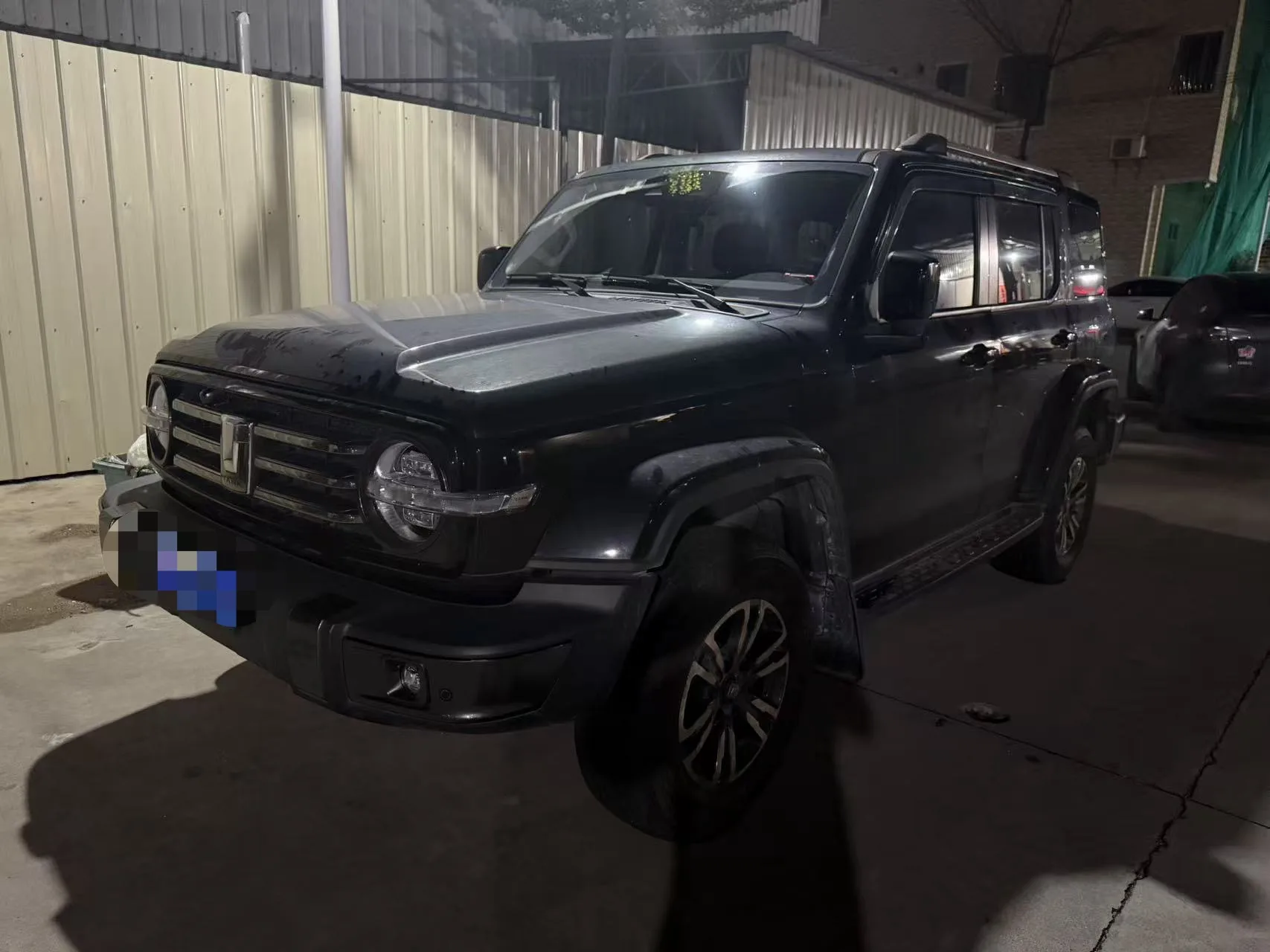 The 2023 Tank 300 City Edition 2.0T is very stylish.