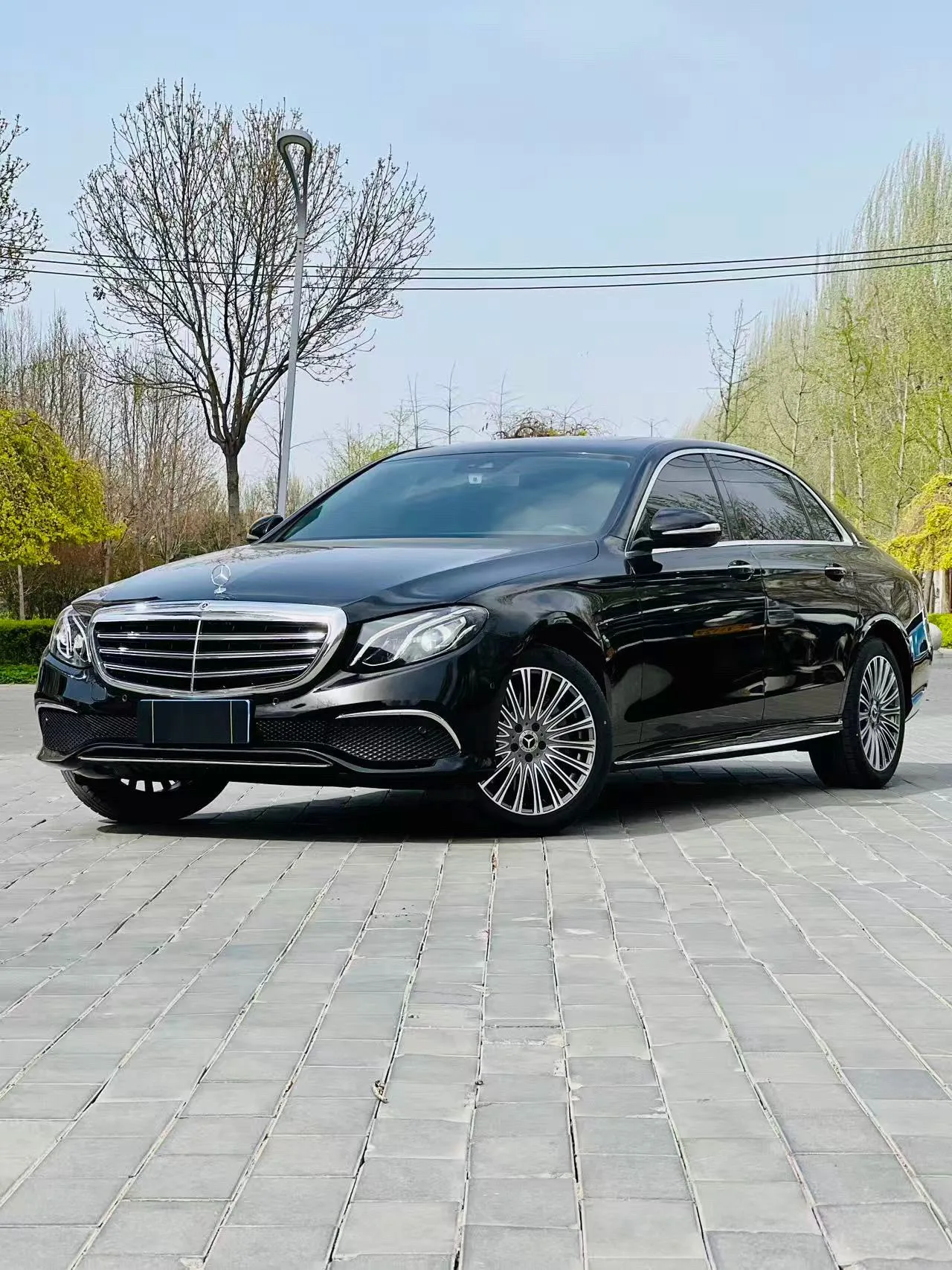 Mercedes-Benz E-Class 2017 E 300 L Sport Style