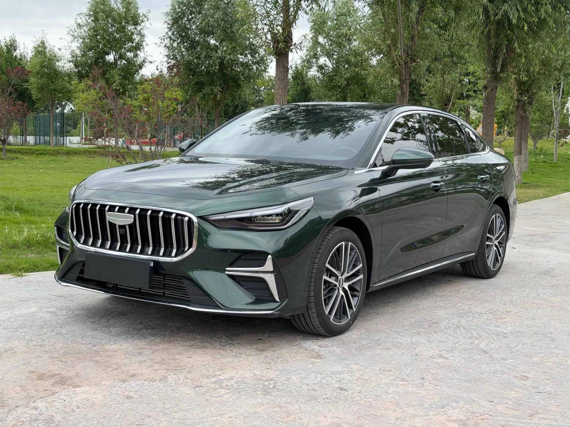 Geely 2026 Emgrand Sedan 1.5T Flagship Automatic