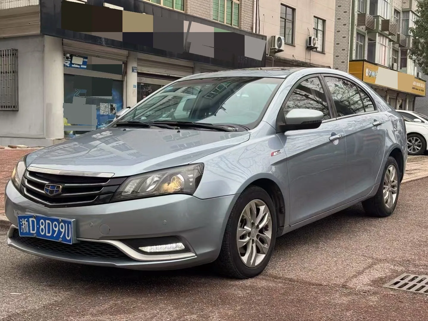 Emgrand 2016 Sedan 1.3T CVT Premium