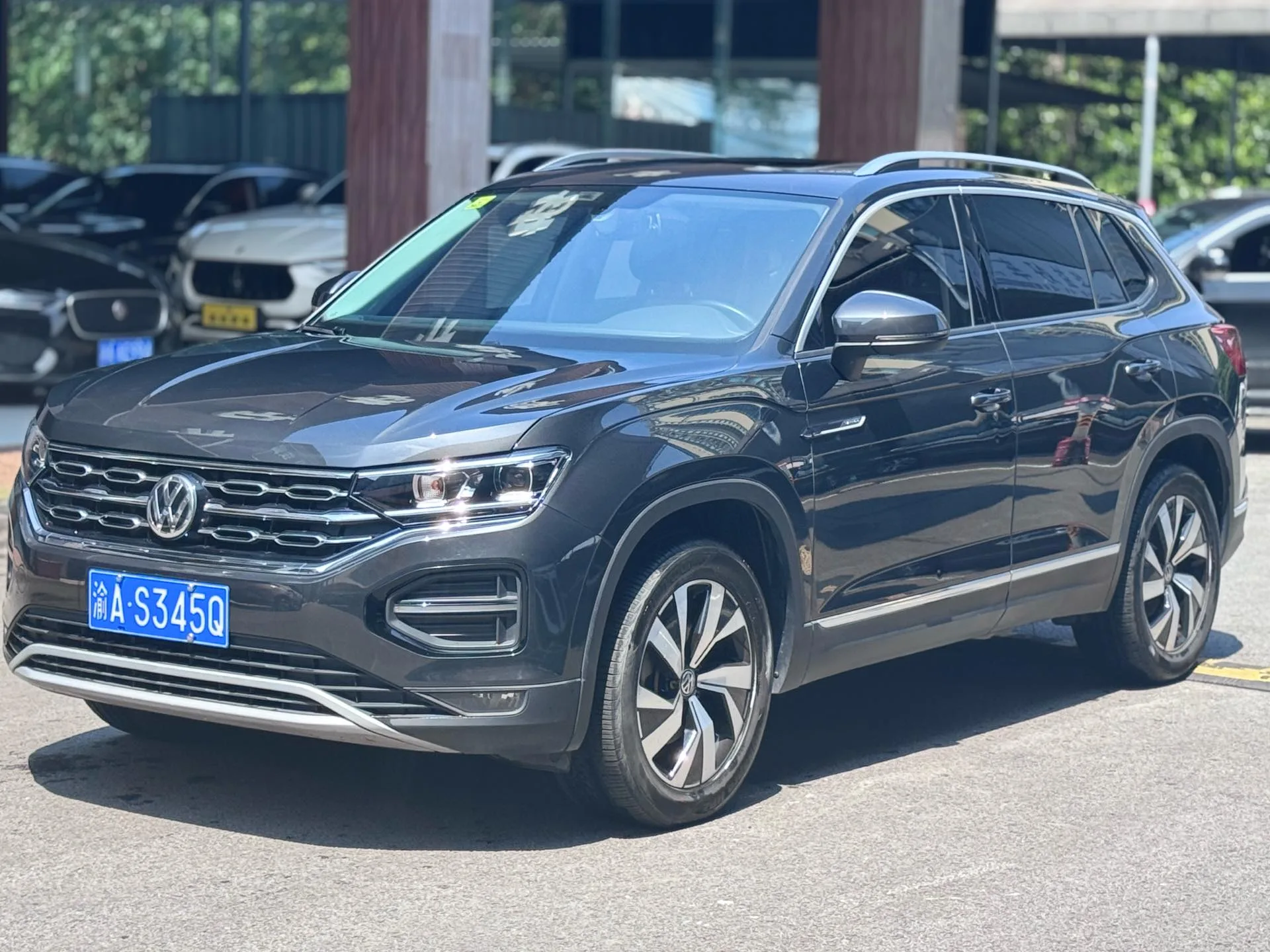 Tiguan 2020 330TSI FWD Luxury Smart Connect Edition Pro