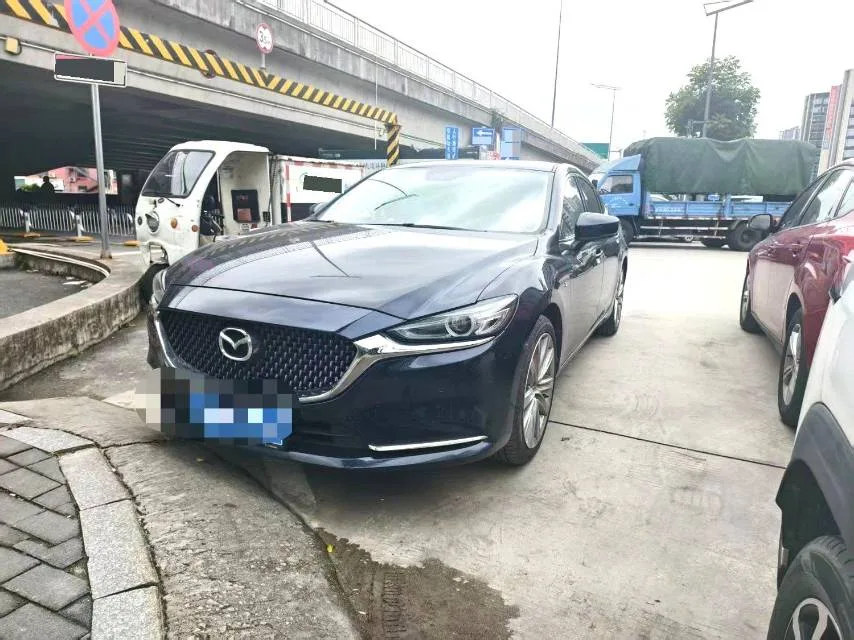 Mazda6 Atenza 2020 2.5L Blue Sky Sport Edition