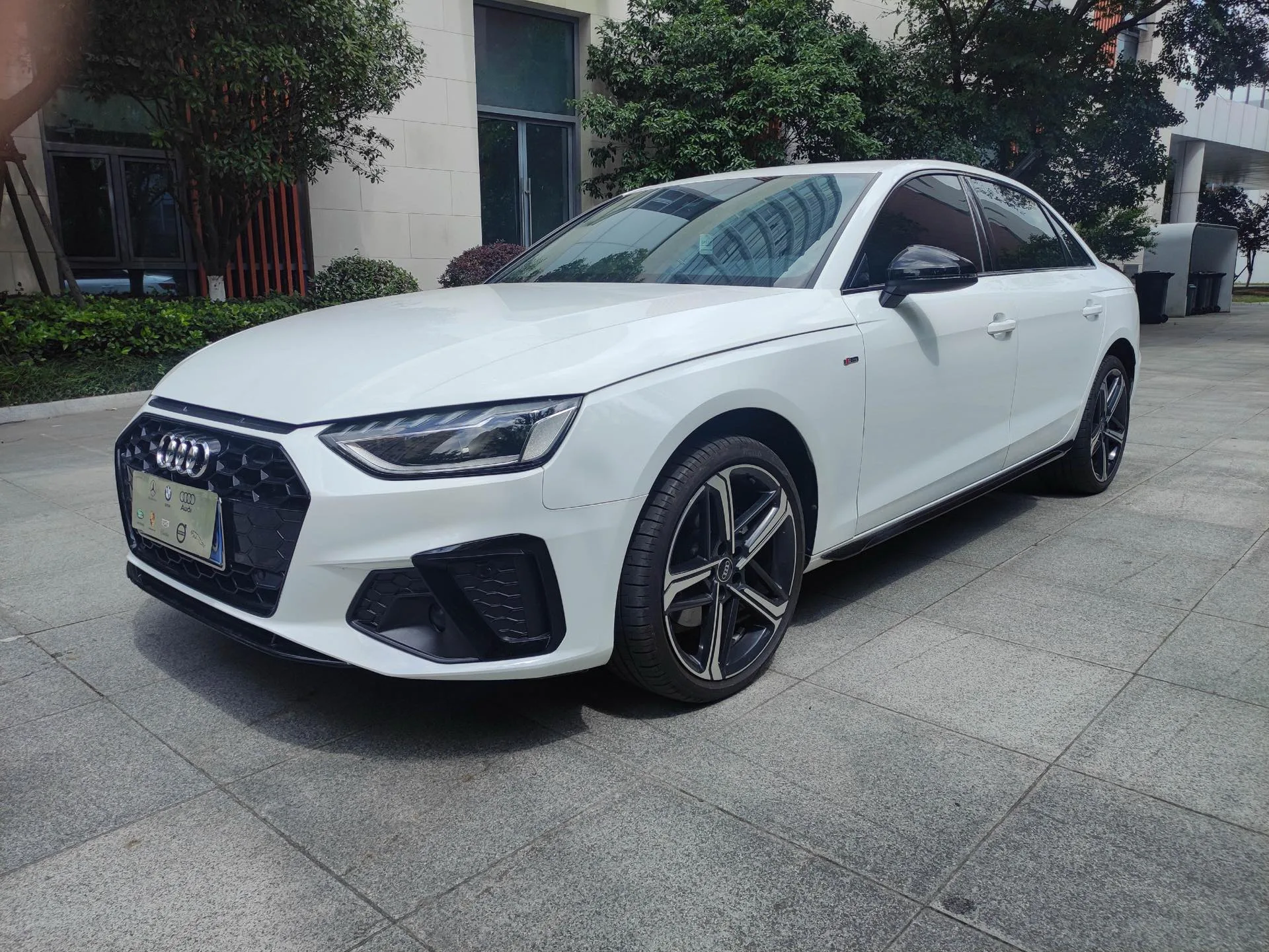 Audi 2024 A4L 2.0TFSI 40TFSI Luxury Dynamic Automatic