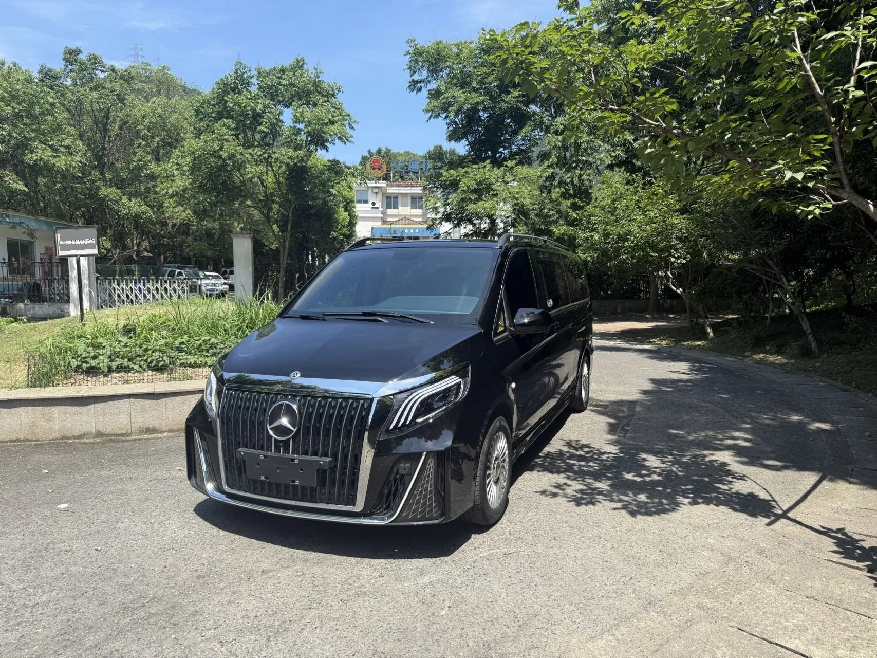Mercedes-Benz 2023 Vito 2.0T Business Edition 7-seater Automatic