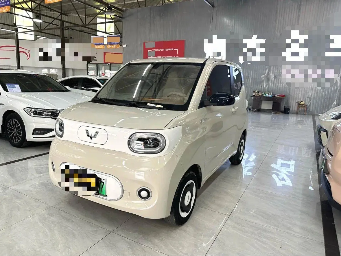 Hongguang MINIEV 2024 Macaron Model, 215km