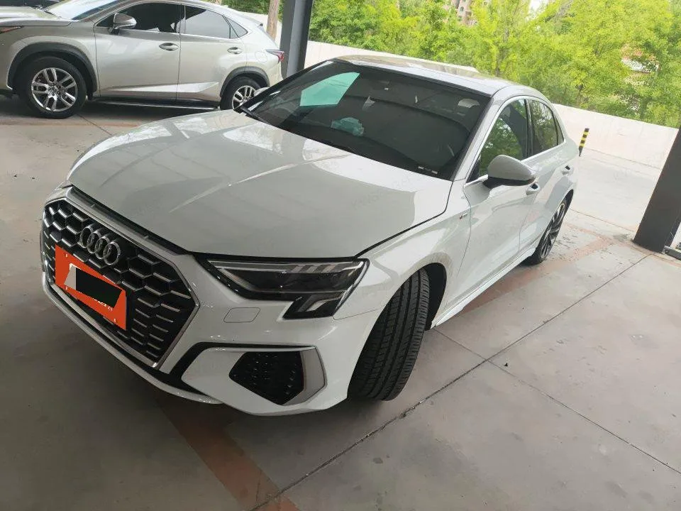 2023 Audi A3L Limousine 1.4 TFSI 35 TFSI Sport Style, Automatic Transmission