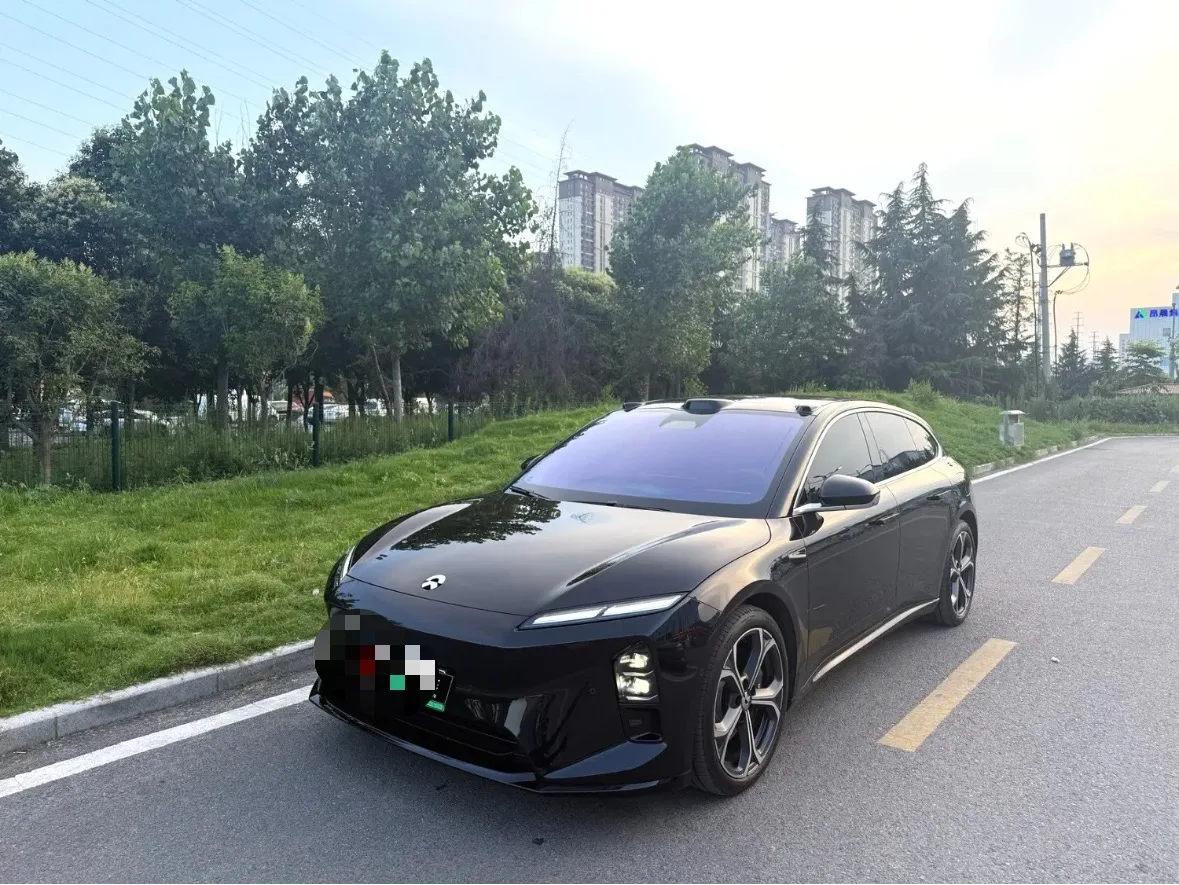 NIO 2025 ET5T 75kWh Touring Automatic