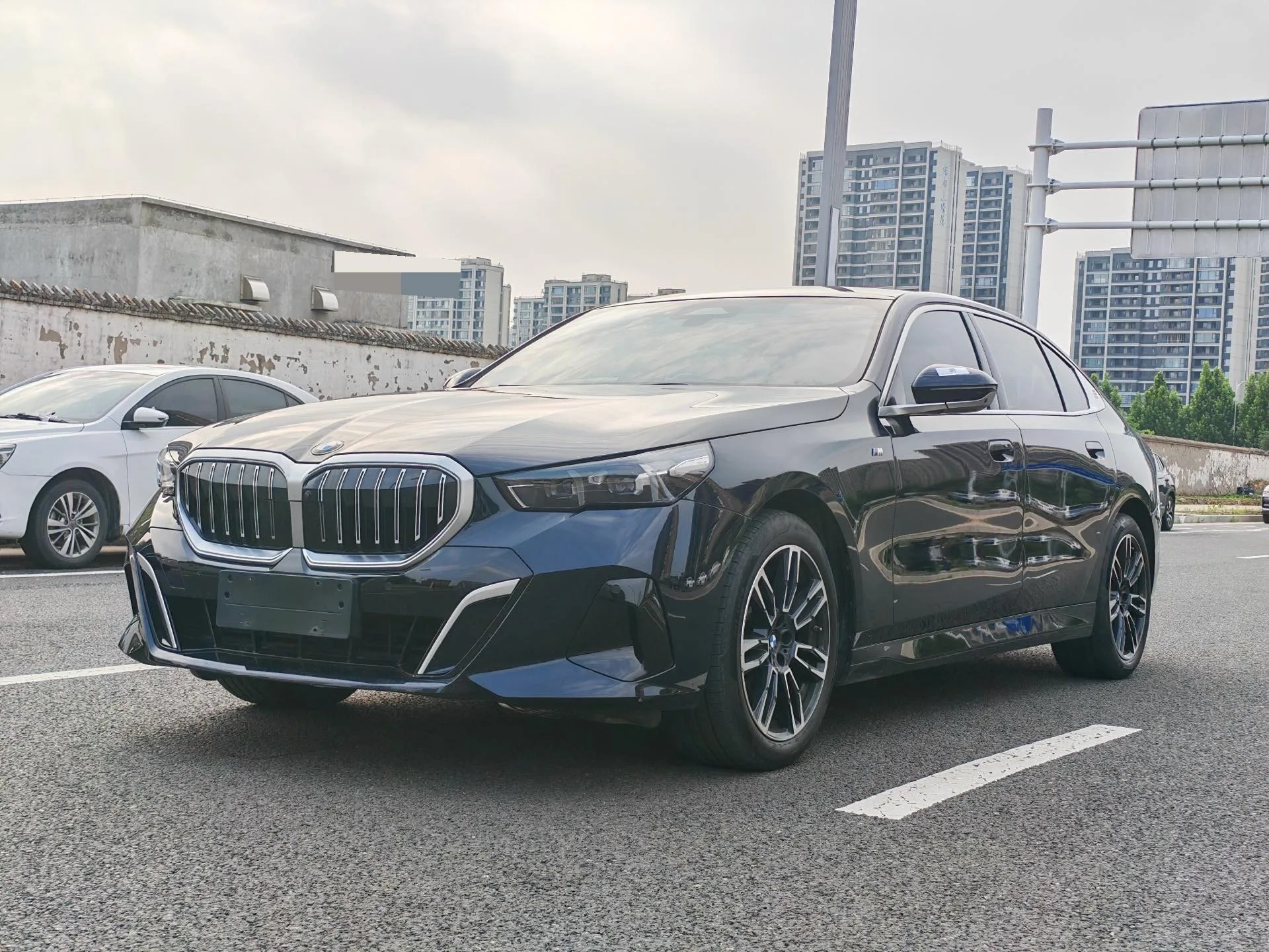 2024 BMW 5 Series 530Li 48V 2.0T Leading M Sport Package Automatic
