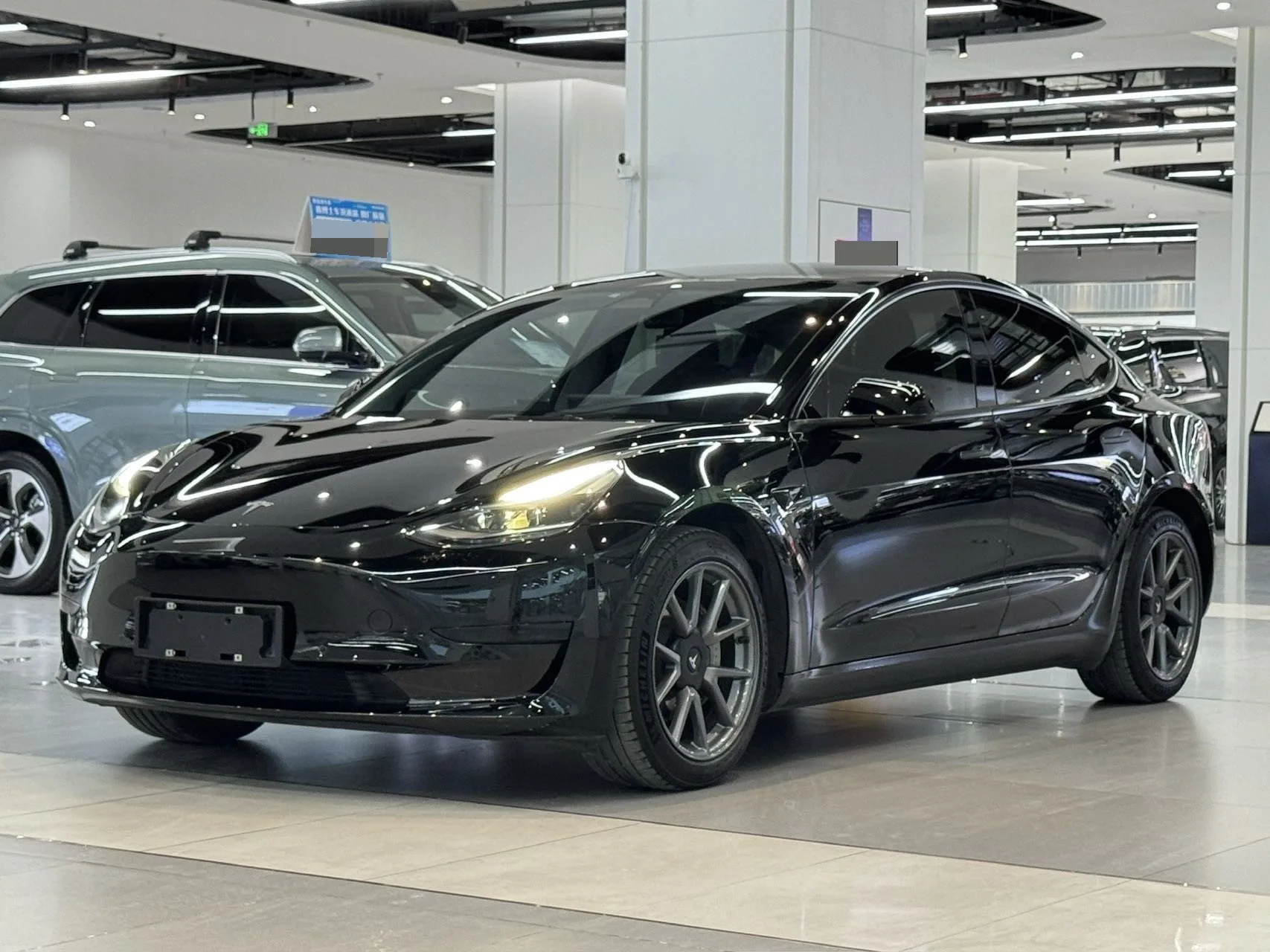Model 3 2022 Rear-Wheel Drive