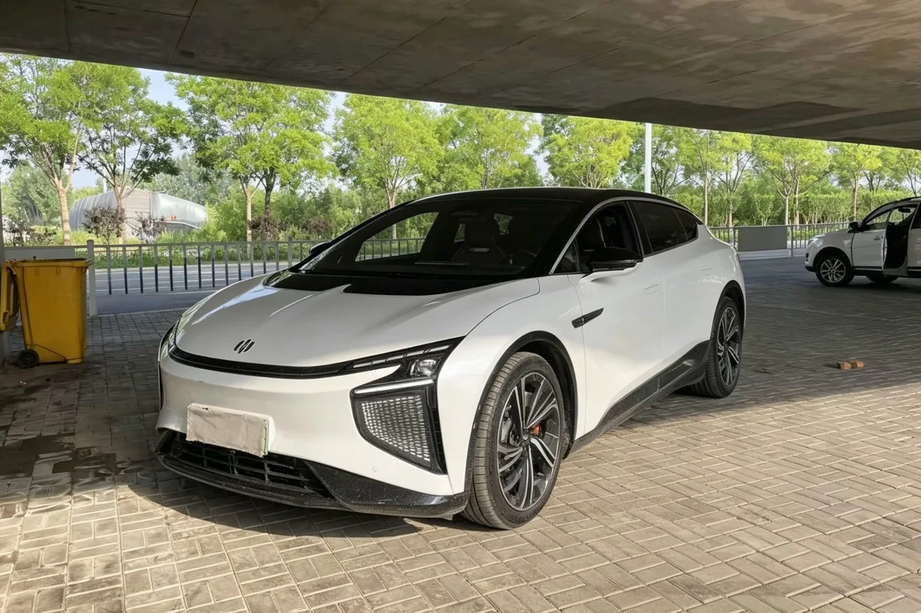 HiPhi X 2022 Smart Long-Range Edition (6-Seater)