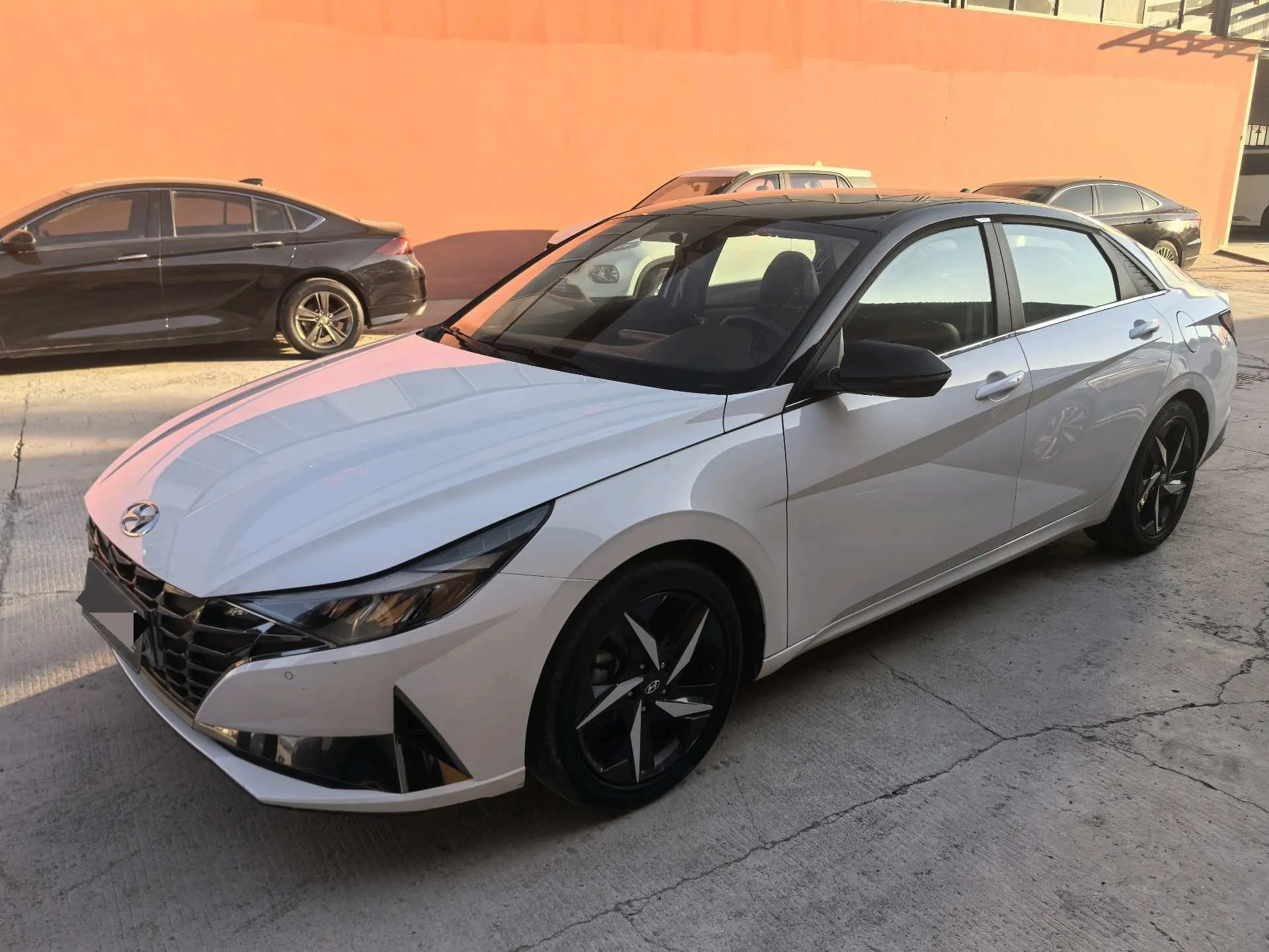 Hyundai Elantra 2022 1.5L CVT GLX Elite Edition