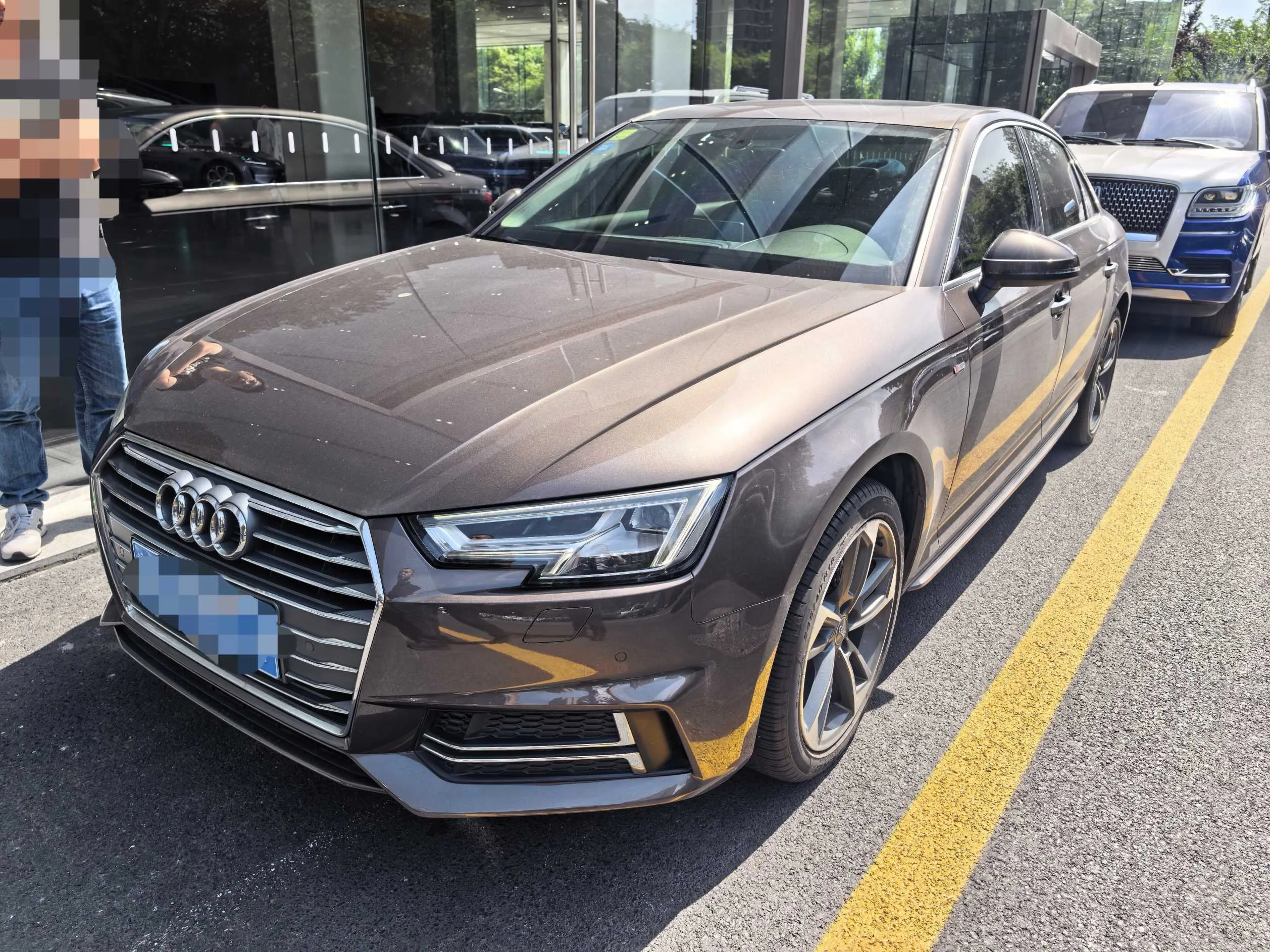 Audi A4L 2017 40 TFSI Sport