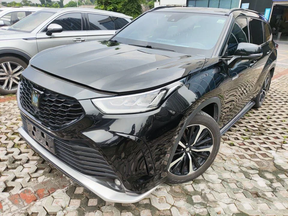 Crown Land Cruiser 2021 2.5L HEV 4WD Luxury Edition