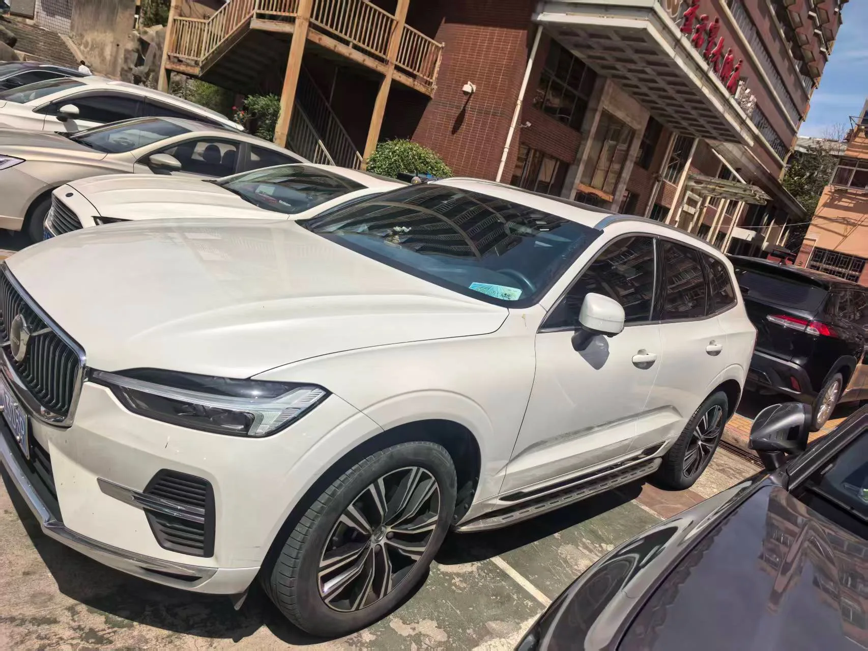 2022 Volvo XC60 B5 AWD Inscription Luxury Edition