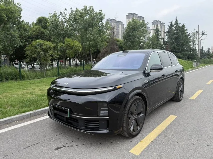 Li Auto 2025 L8 Ultra Smart Refresh Edition (Automatic Transmission)