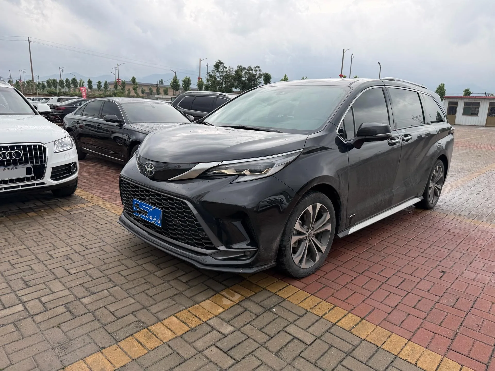 Toyota 2024 Grandeur Hybrid 2.5 CVT Premium Plus Automatic