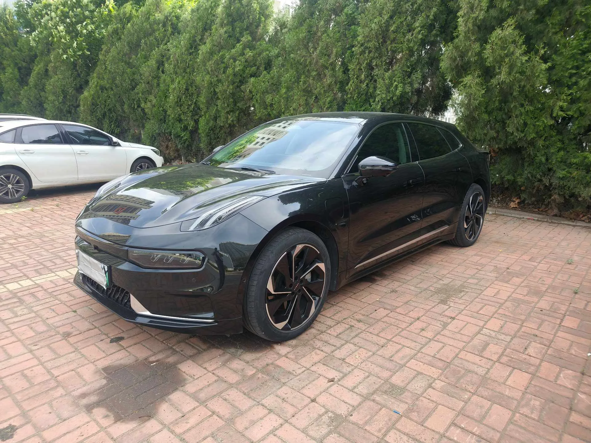 ZEEKR 001 2022 Model, Long-Range Single Motor, WE Edition