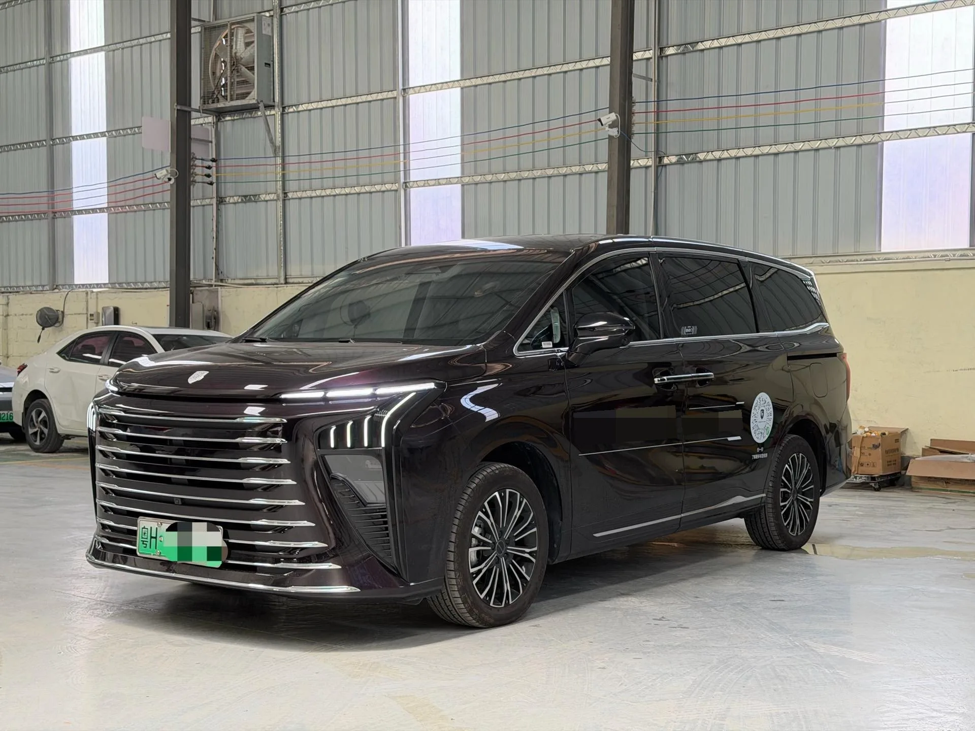 Fengxing 2026 Xinghai V9 1.5TD 200km Premium Series Luxury Automatic