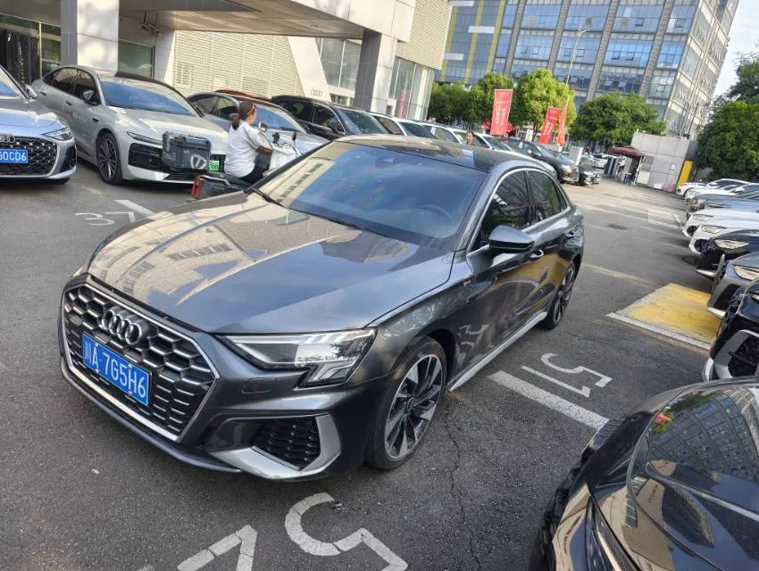 Audi 2023 A3L Limousine 1.4TFSI 35TFSI Fashion Sport (Facelift) Automatic