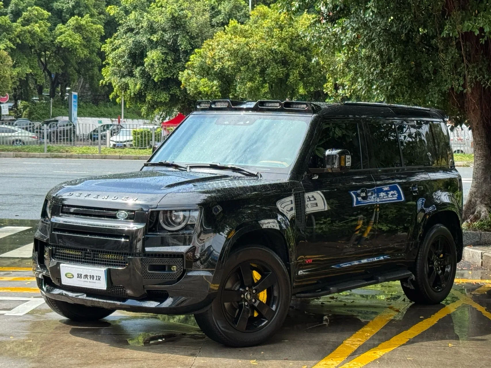 2024 Land Rover Defender 110 3.0T P400 X-DYNAMIC HSE