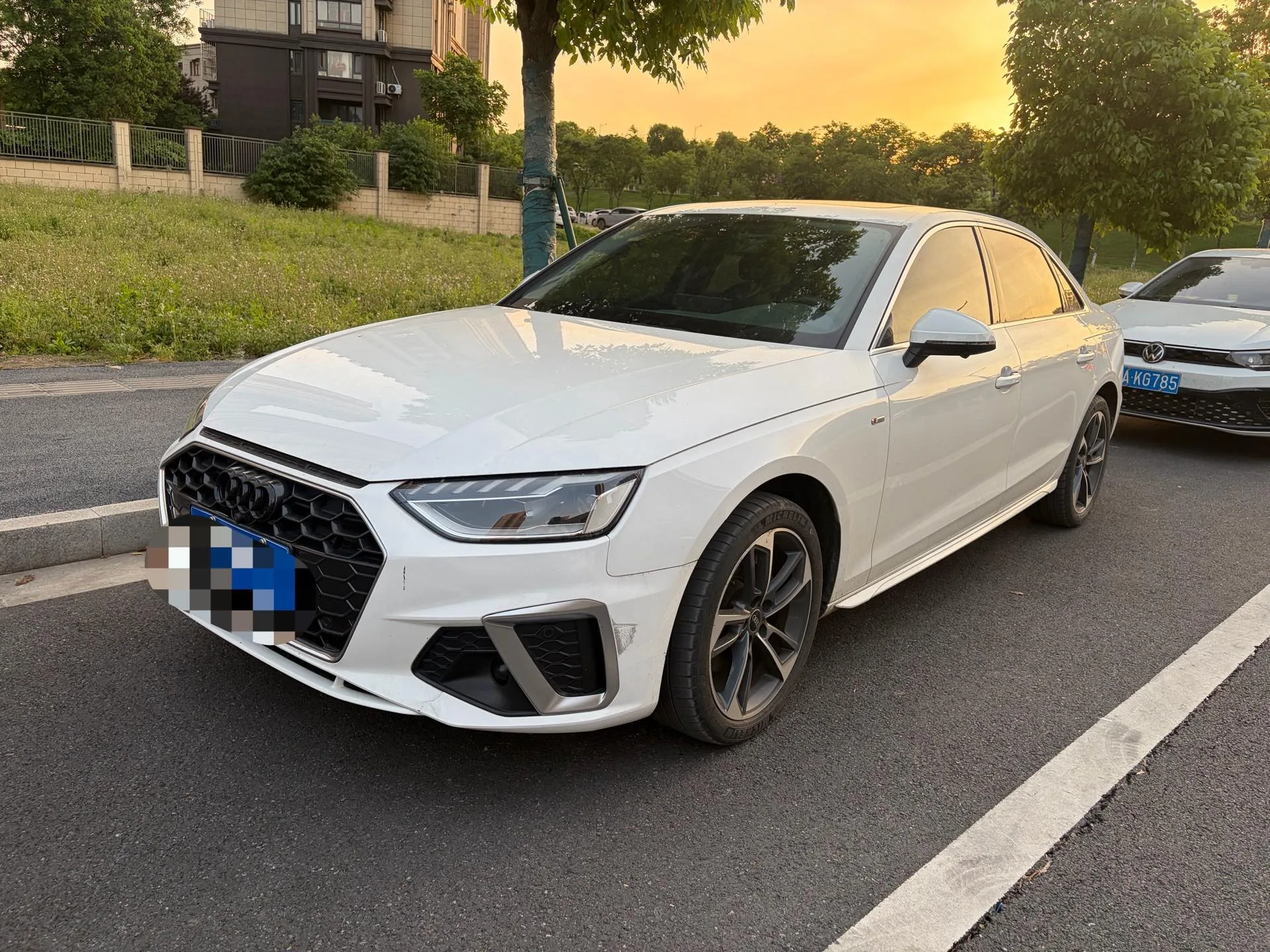 Audi A4L 2023 40 TFSI Luxury Dynamic