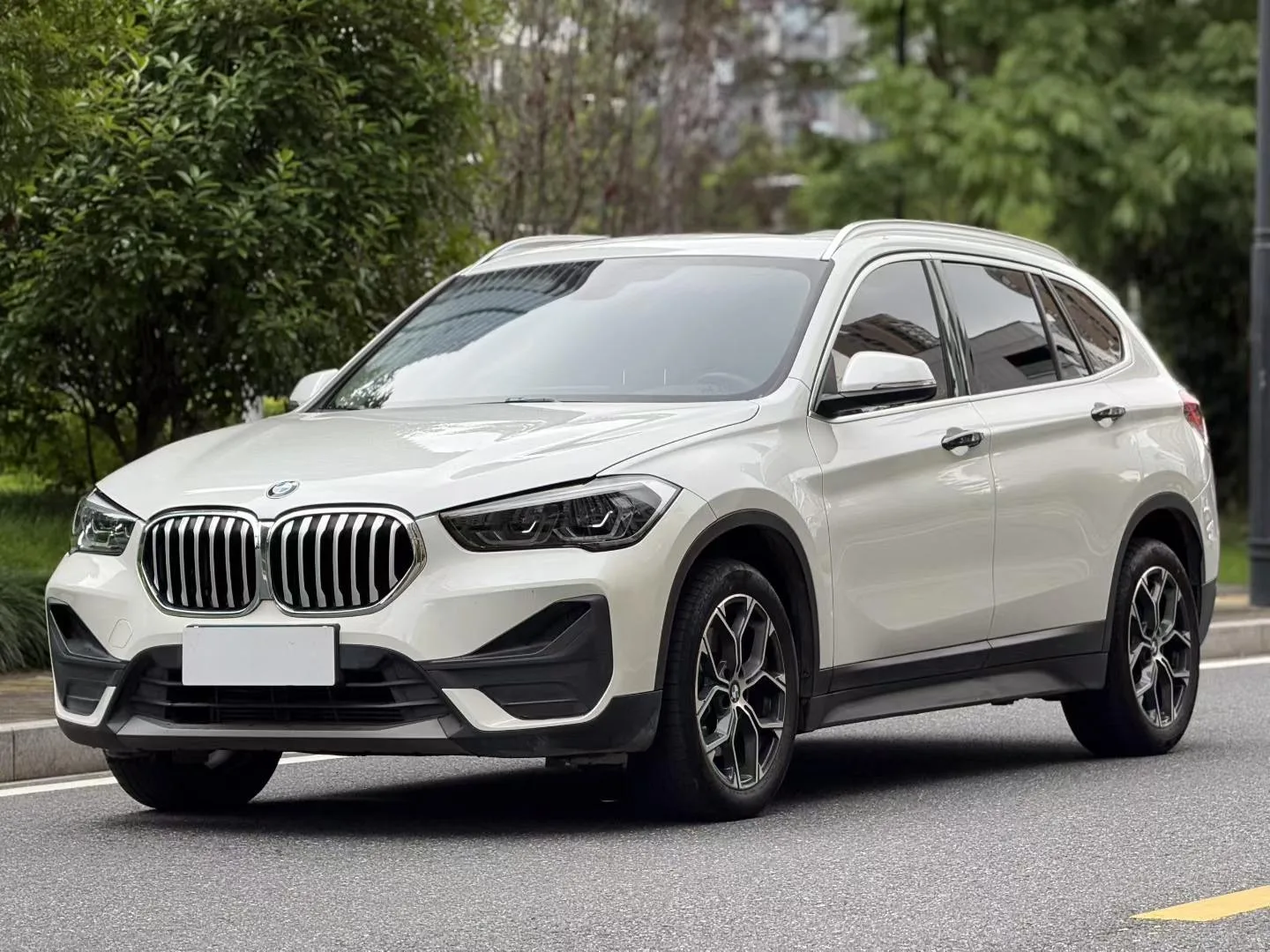 BMW X1 2021 sDrive25Li Leading Edition