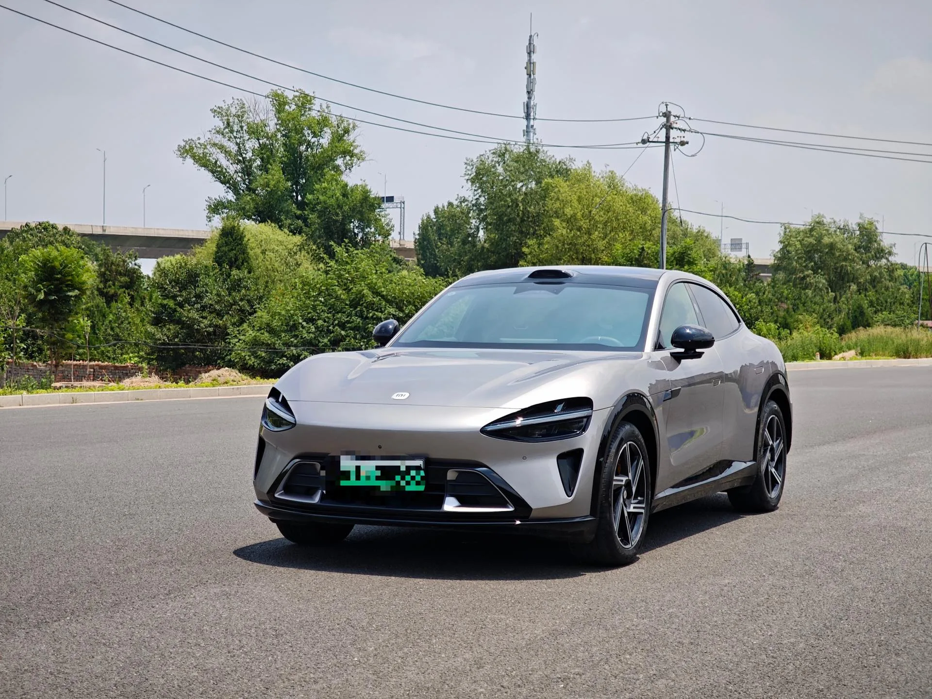 Xiaomi YU7 2025 Ultra-Long Battery Life All-Wheel Drive Pro Edition