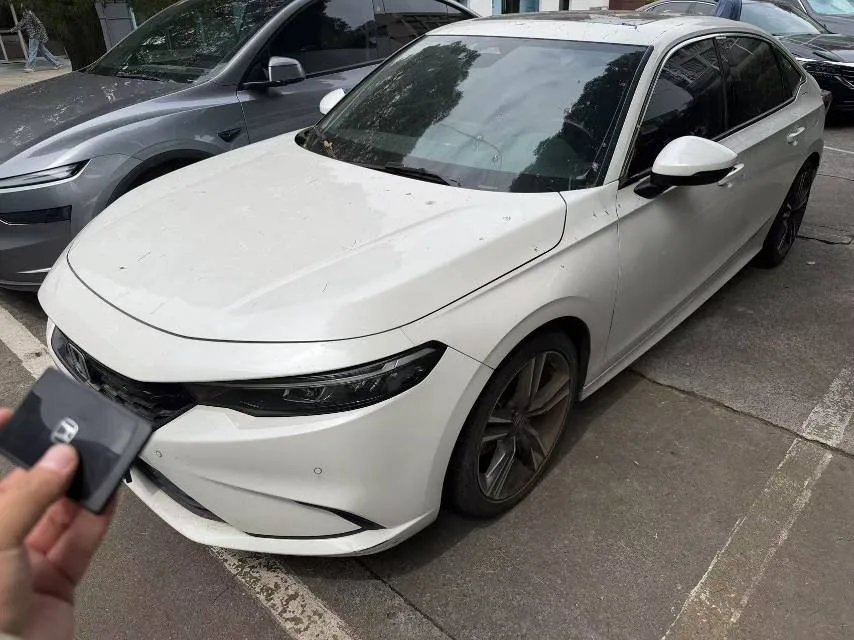 Stylish 2022 240TURBO CVT Premium Edition