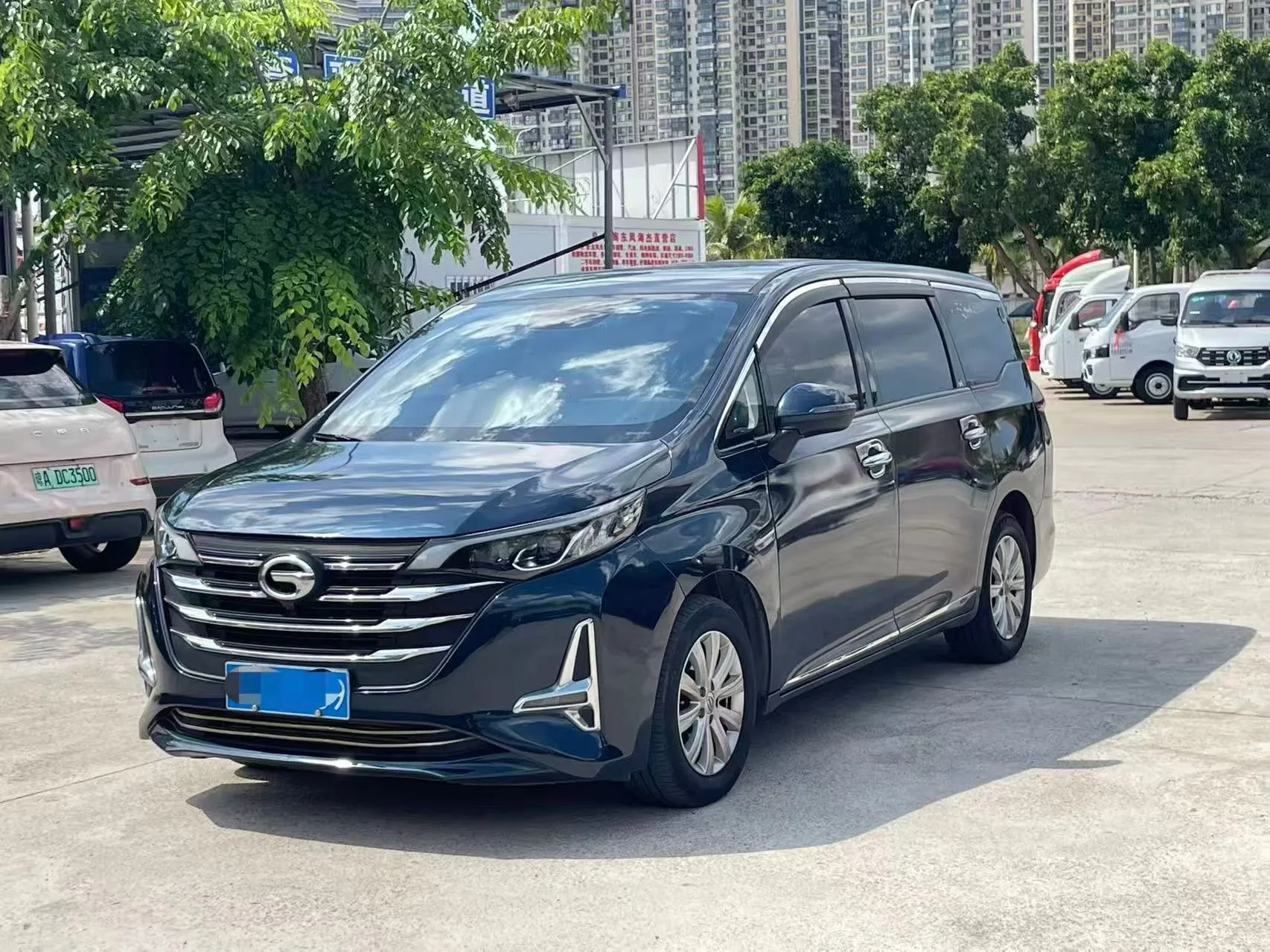 GAC Trumpchi M6 2019 270T Automatic Luxury Edition (7-Seater) National V