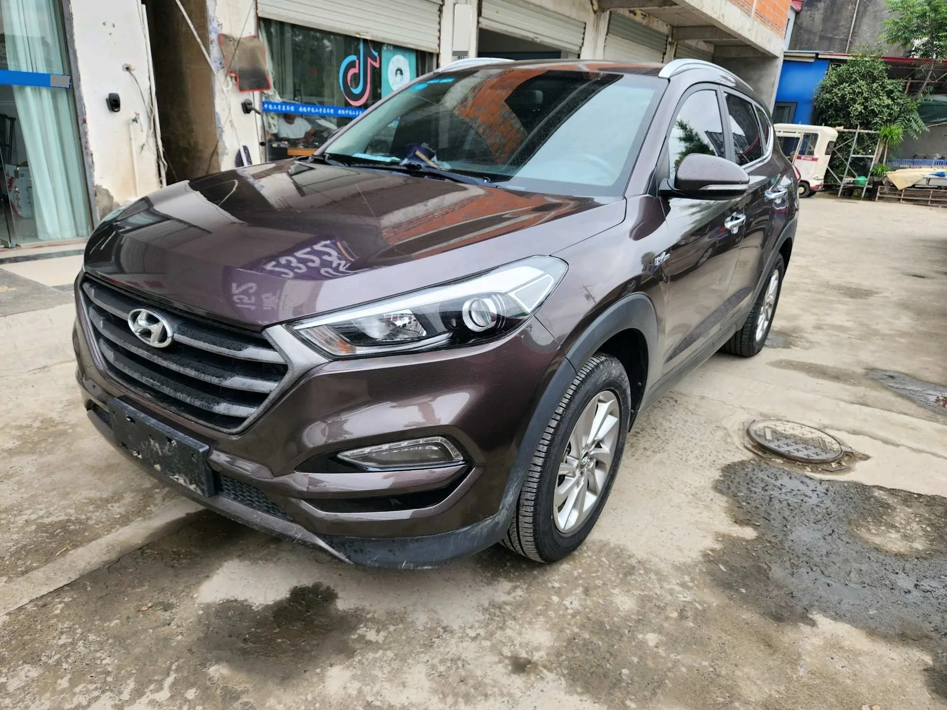 Tucson 2015 1.6T Dual-Clutch Two-Wheel Drive Intelligent Model
