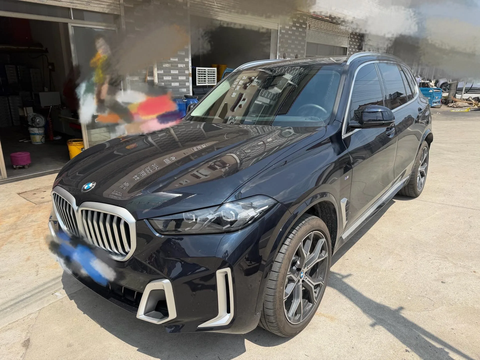 2025 BMW X5 xDrive30Li 48V 2.0T M Sport Shadow Edition Automatic