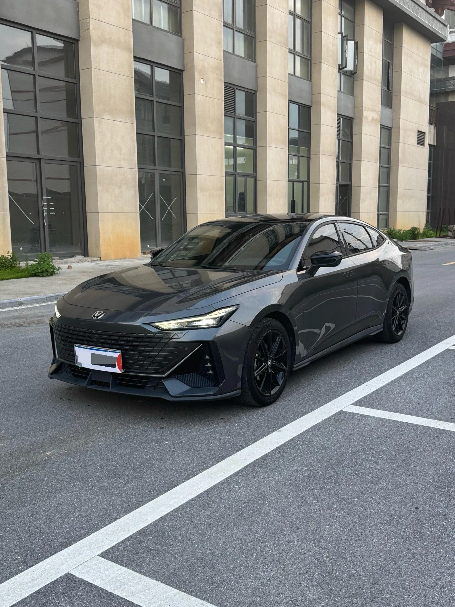 Changan 2023 UNI-V 1.5T Premium Automatic