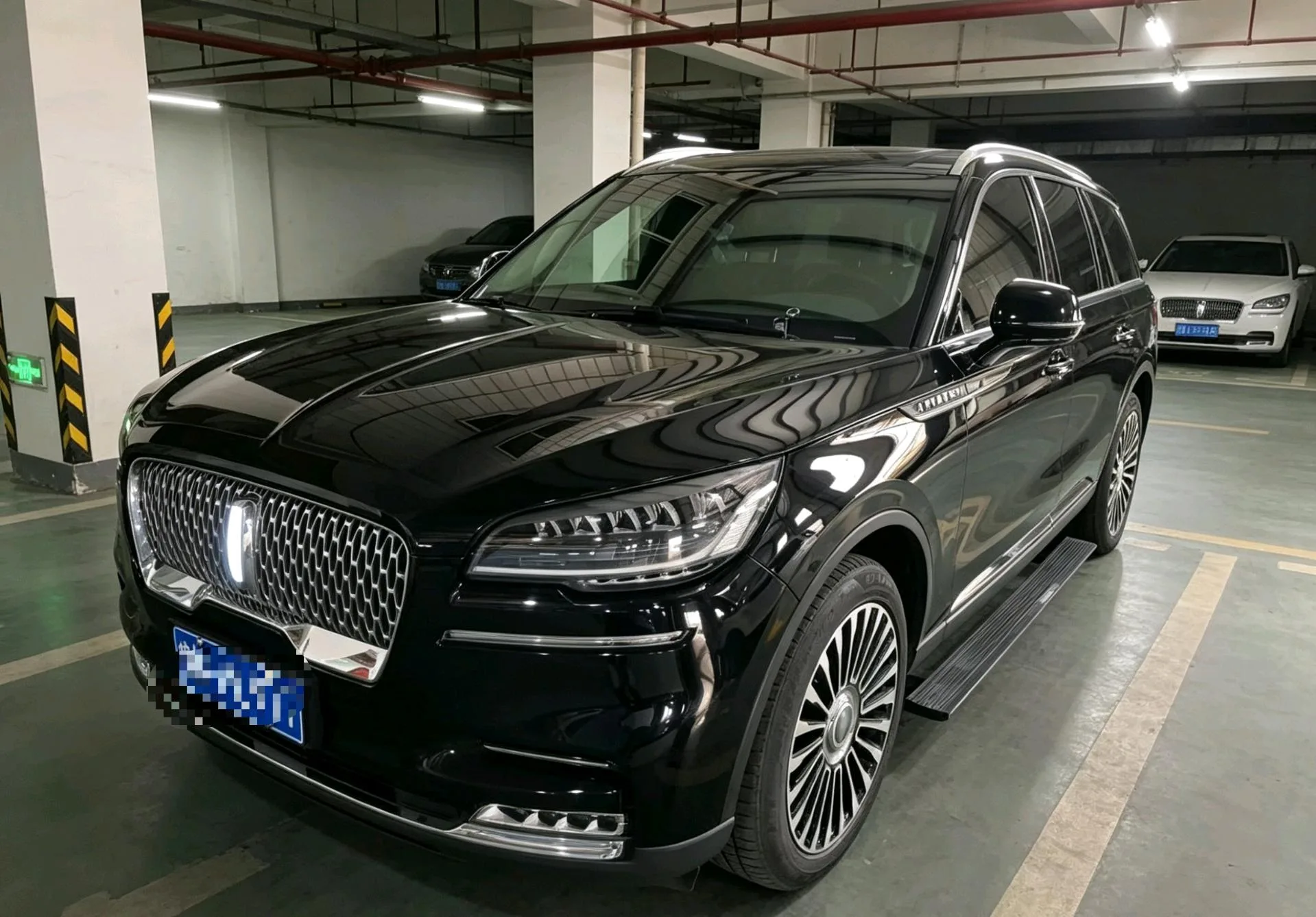 Flight 2021 3.0T V6 AWD Premium Edition