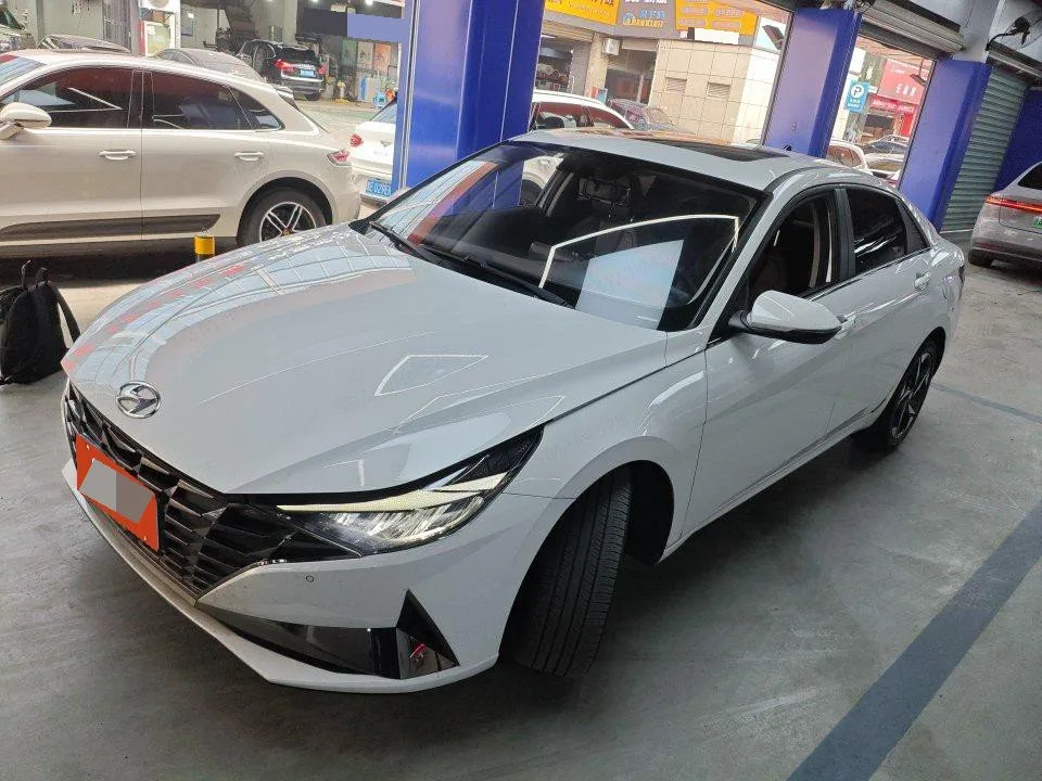 Hyundai Elantra 2022 1.5L CVT GLX Elite Edition