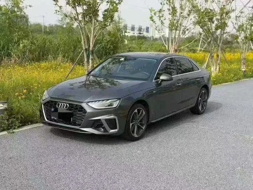 Audi A4L 2022 40 TFSI Fashion Dynamic Edition