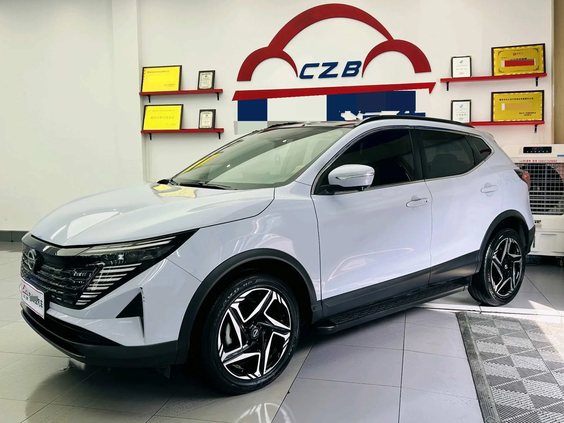 Nissan 2025 Qashqai Honor 2.0 CVT Honor XV+ Leading Edition Automatic