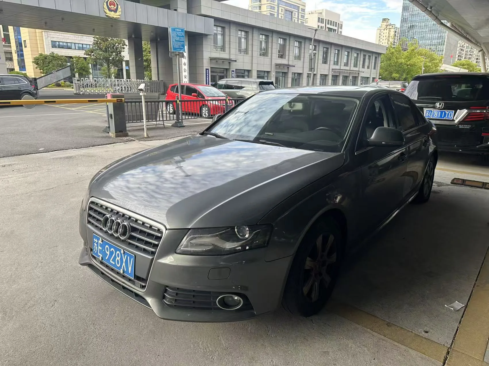 Audi A4L 2012 2.0 TFSI Automatic Technology Edition