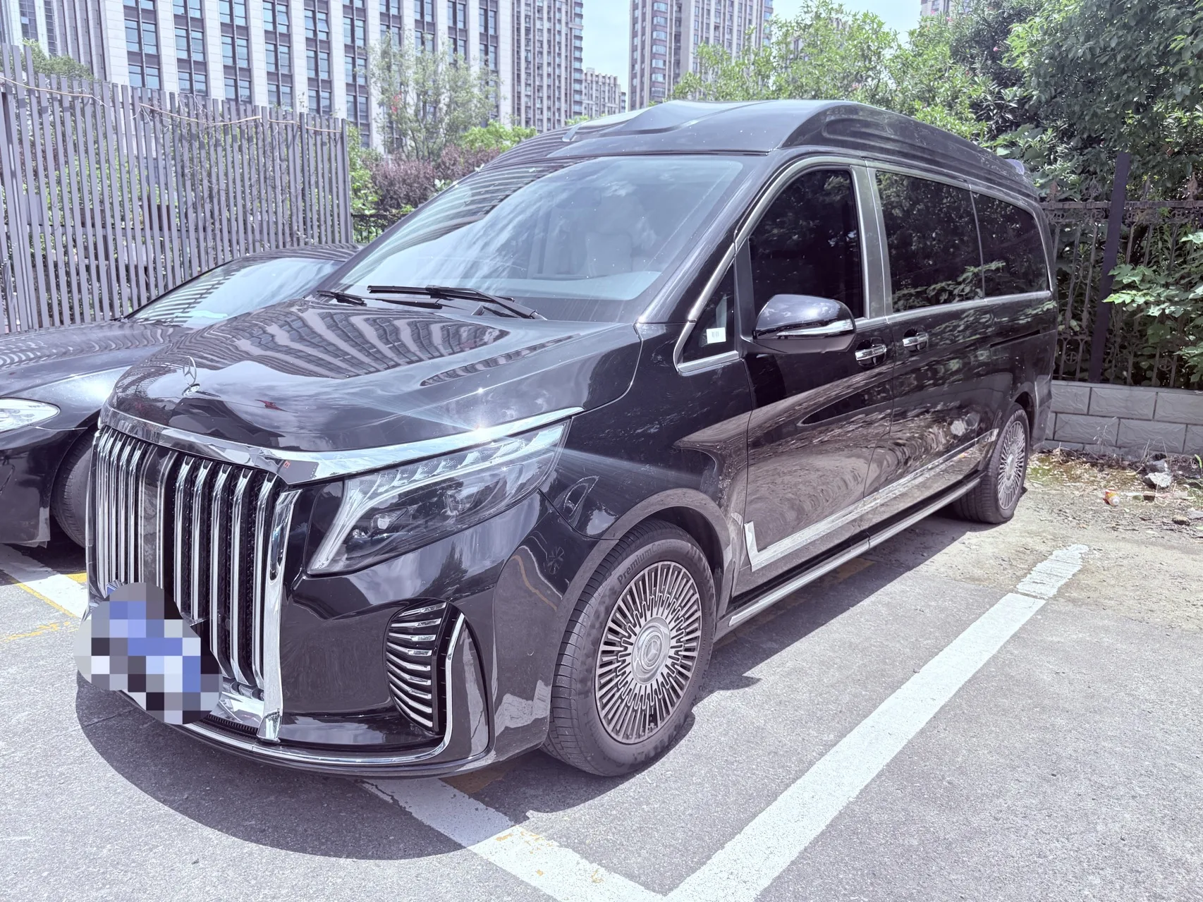 Mercedes-Benz V-Class 2022 V 260 L 2.0T Luxury Edition Automatic