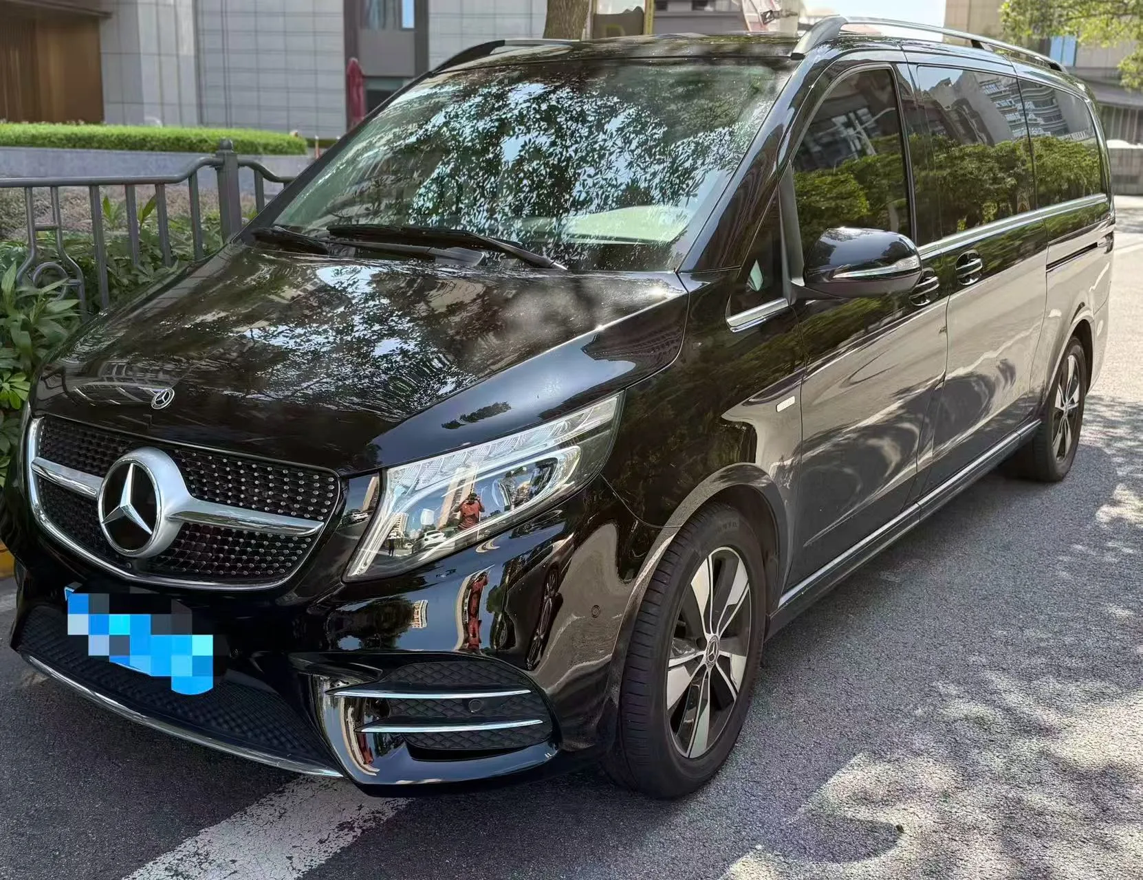 2021 Mercedes-Benz V-Class V 260 L Long Wheelbase Luxury Edition